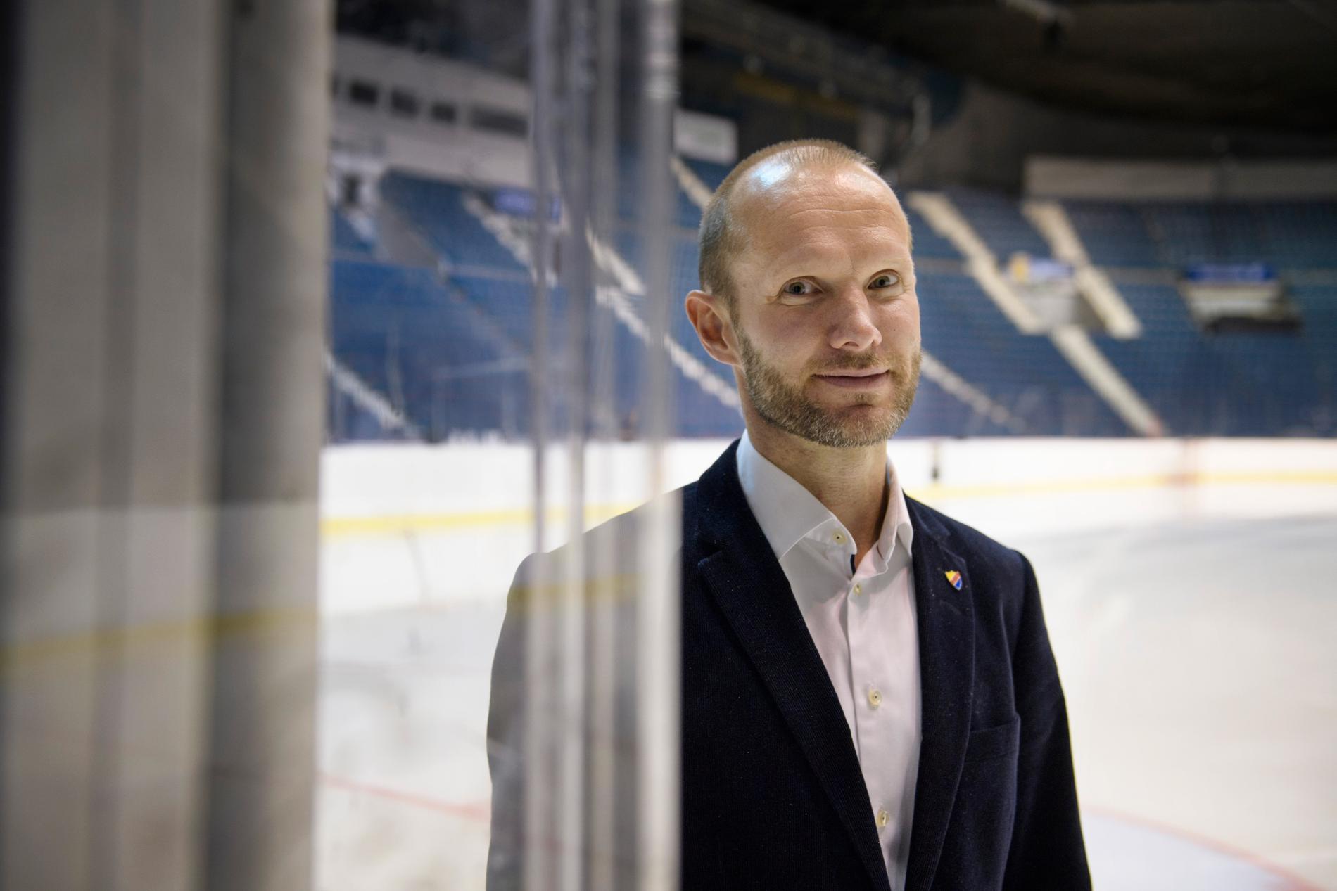 Efter karriären har Nils Ekman bland annat jobbat som sportchef i Djurgårdens damlag i ishockey och är nu expert i SVT. Arkivbild.