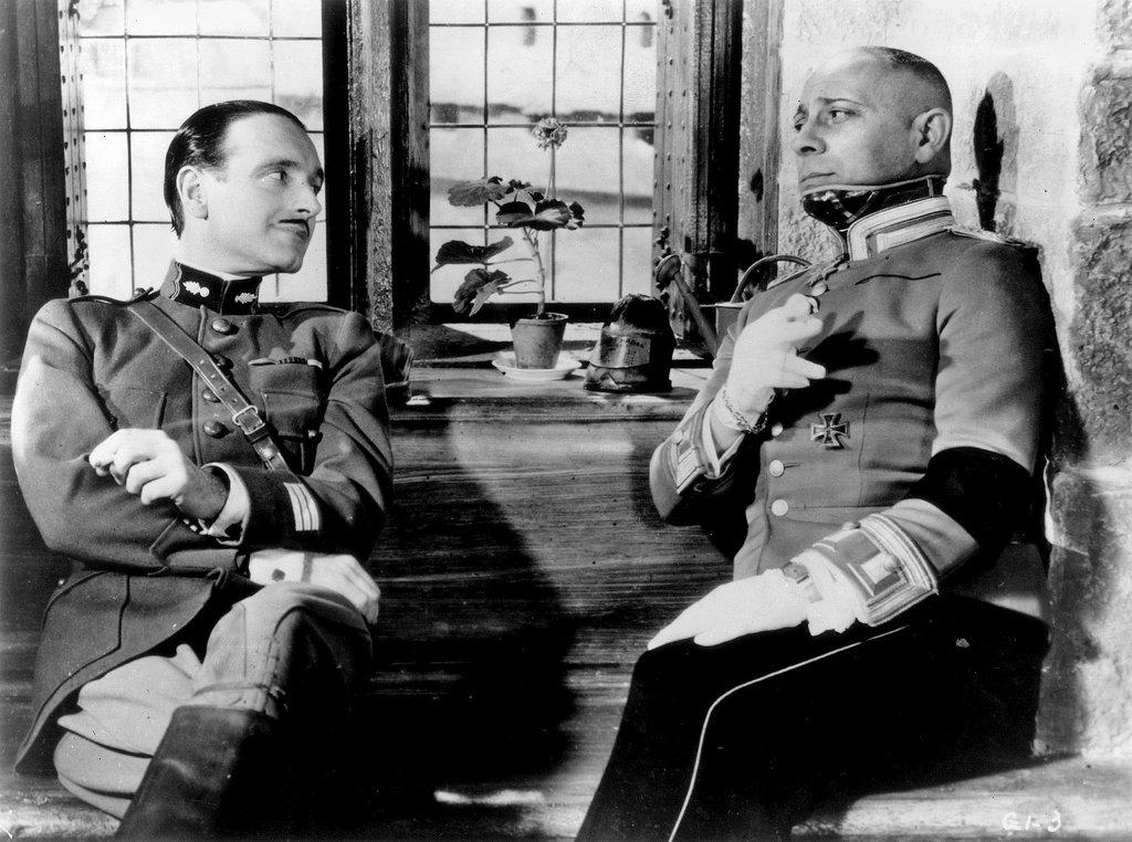 Pierre Fresnay och Eric von Stroheim i ”Den stora illusionen” (1937).