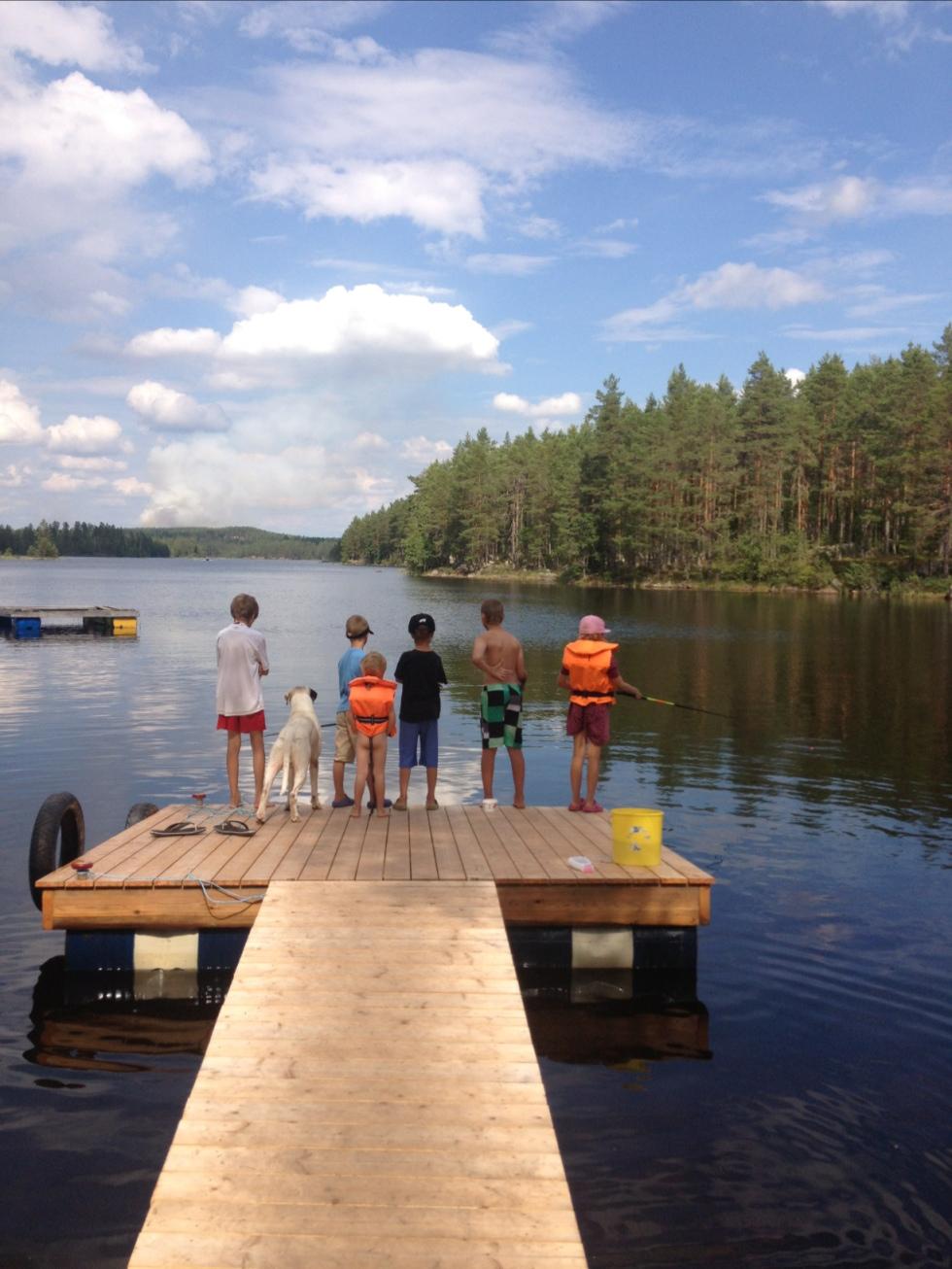 En perfekt dag för lite fiske och bad i sjön Balsen, Dalarna.