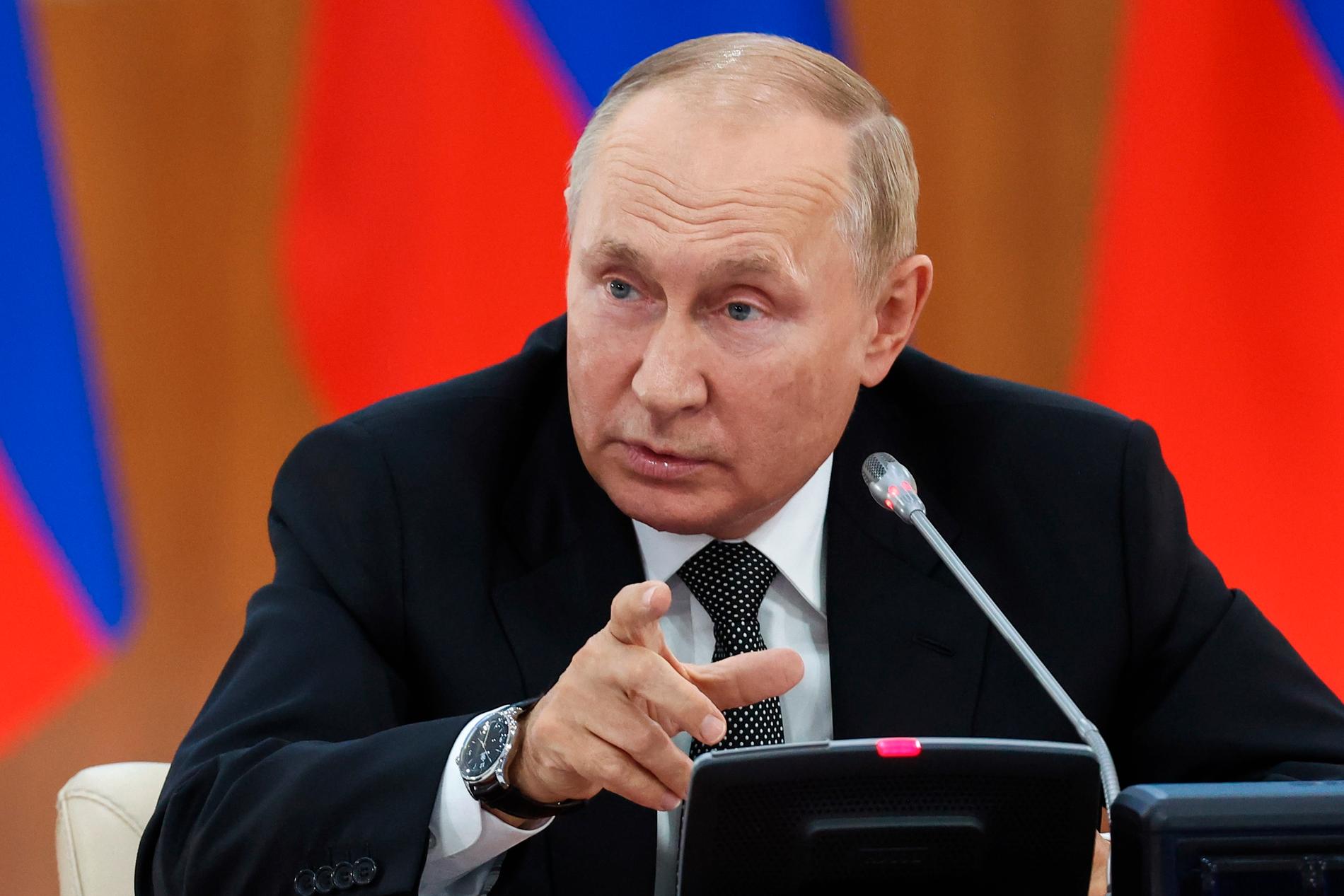 Under tisdagskvällen skulle Vladimir Putin hålla ett tal till nationen.