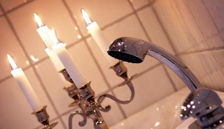 Minska på både vatten- och elräkningen med ett nytt vattensnålt duschmunstycke.