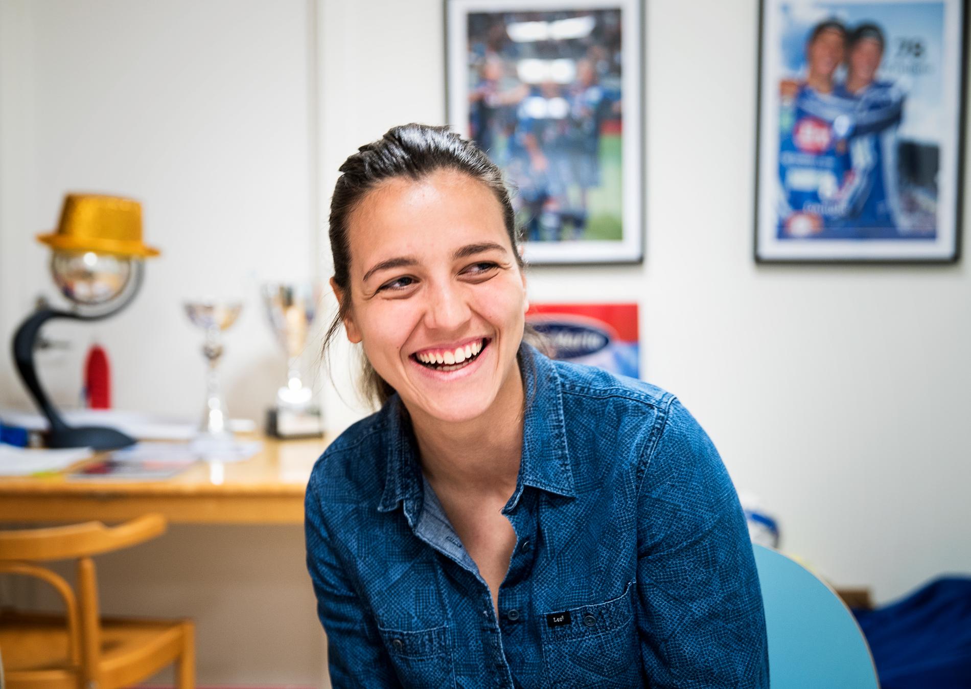 "För mig handlar det om att utvecklas så mycket som möjligt för att hjälpa laget", säger Marija Banusic.