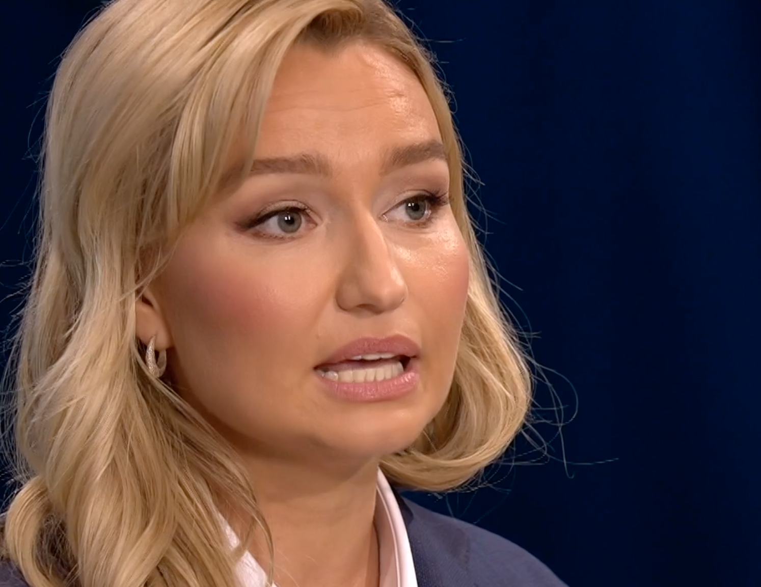 Ebba Busch (KD) under partiledardebatten i SVT. 
