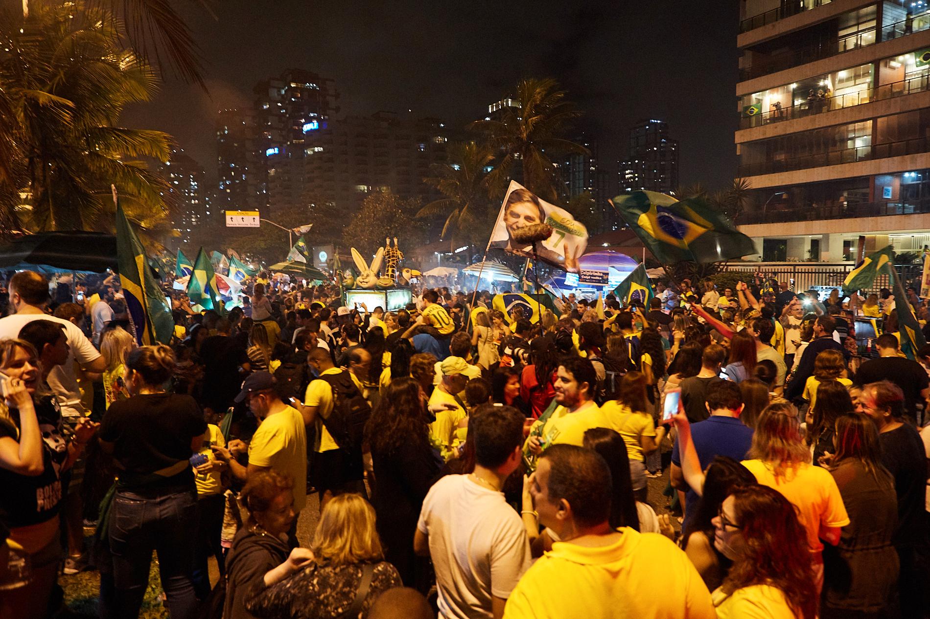 Bolsonaro-anhängare firade segern i natt. 