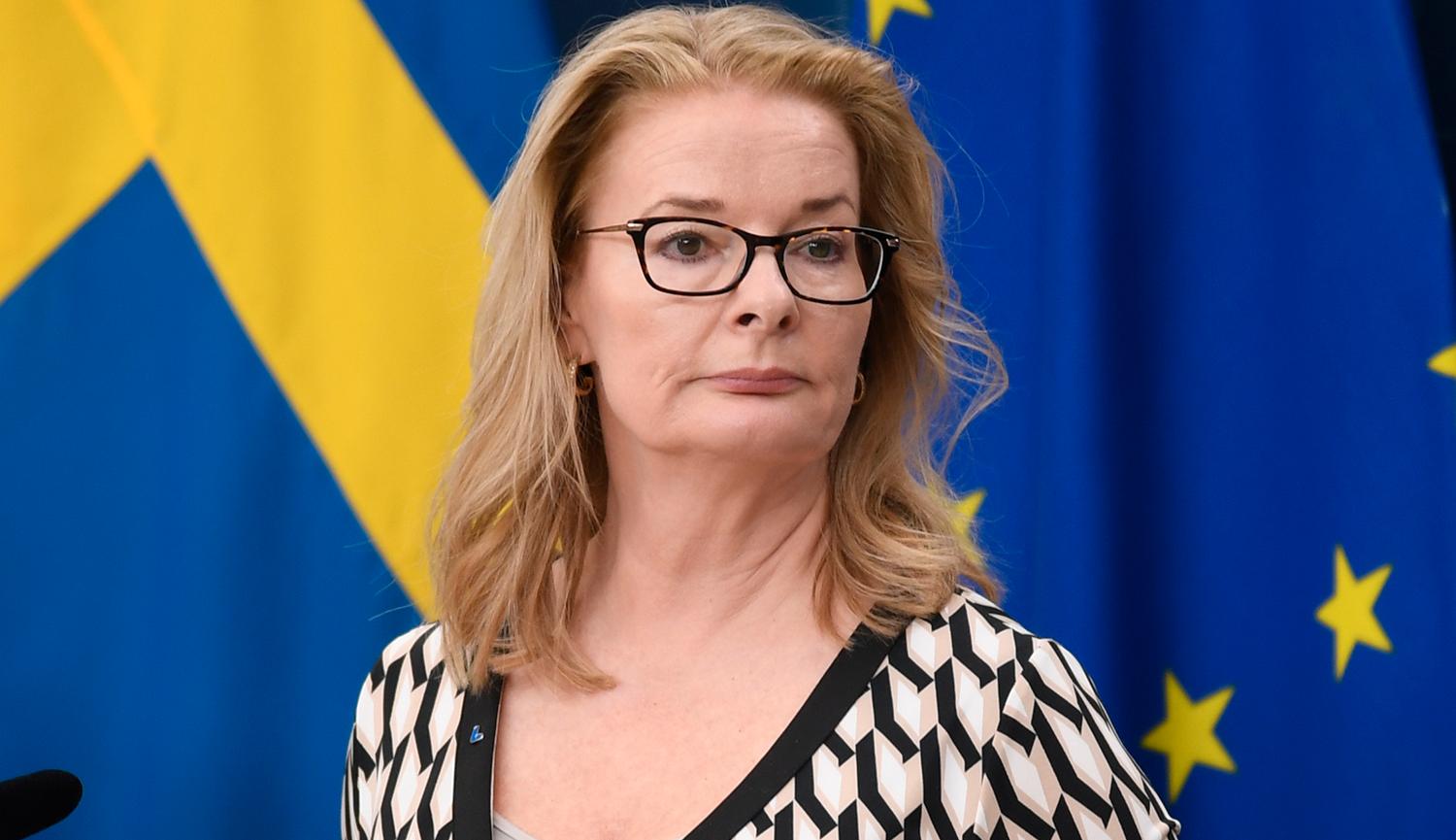 Skolminister Lotta Edholm (L) lovar en ”helrenovering” av friskolesystemet.