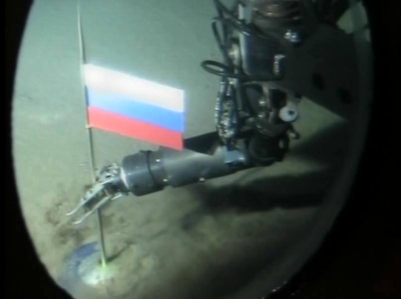 Markering Ryssland har placerat sin flagga på den geografiska nordpolen – 4 300 meter ner i havet.
