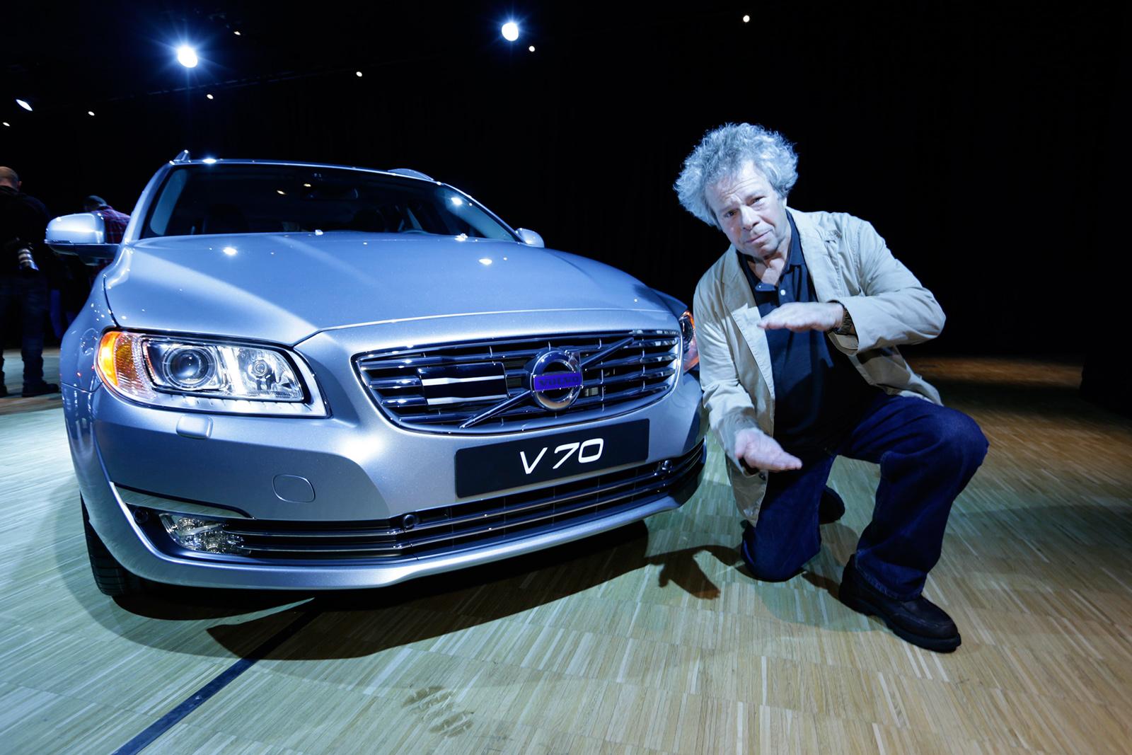 Robert Collin är på plats hos Volvo i Göteborg för att se hur modellerna ska se ut framöver. Foto: ANDERS DEROS