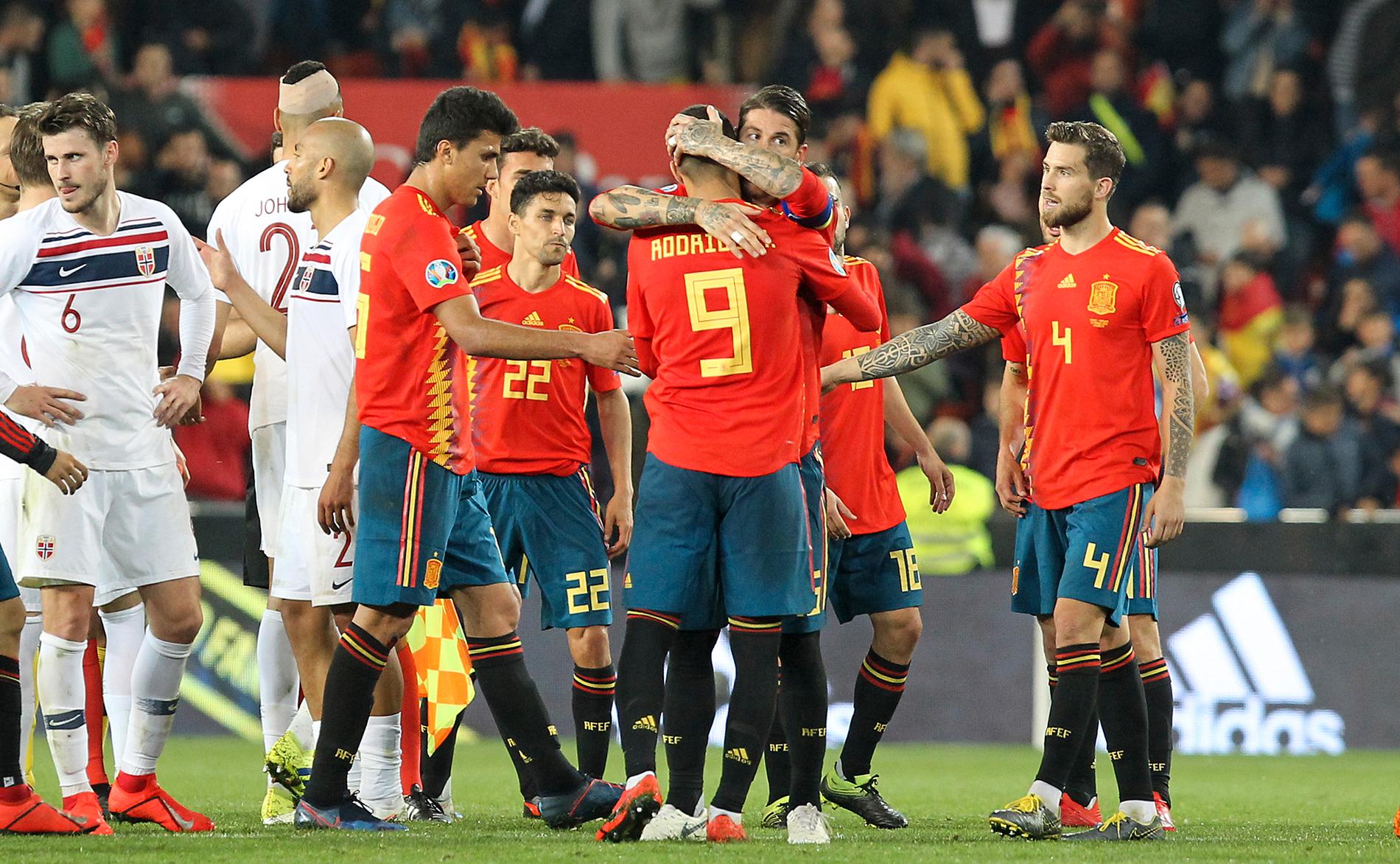 Spanien jublar efter 2–1-segern mot Norge i EM-kvalet