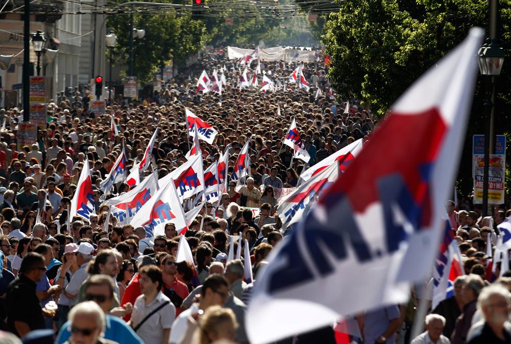 20 000 människor uppges delta i demonstrationen i Aten.