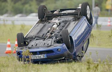 Renaults nya Dassia lågprisbil. Tyska bilorganisationen Adac testkörde Dacia Logan – och välte.
