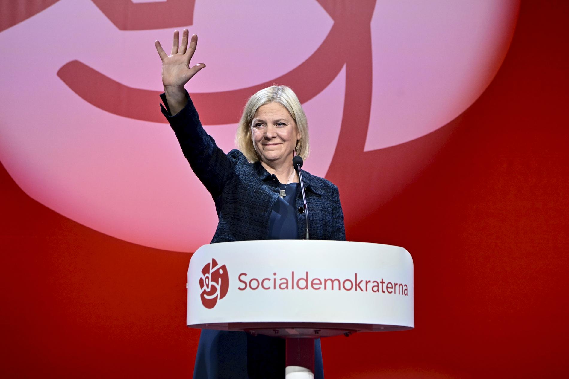 Statsminister Magdalena Andersson (S) under valnatten.
