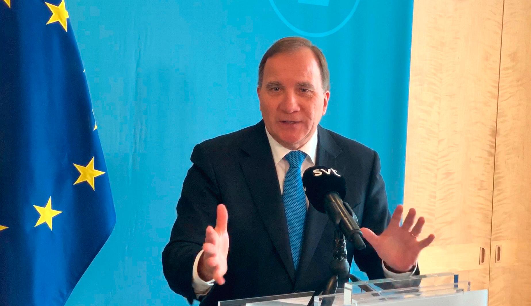 Statsminister Stefan Löfven (S) håller pressträff efter uppgörelsen om en EU-budget med stöd till coronadrabbade länder.