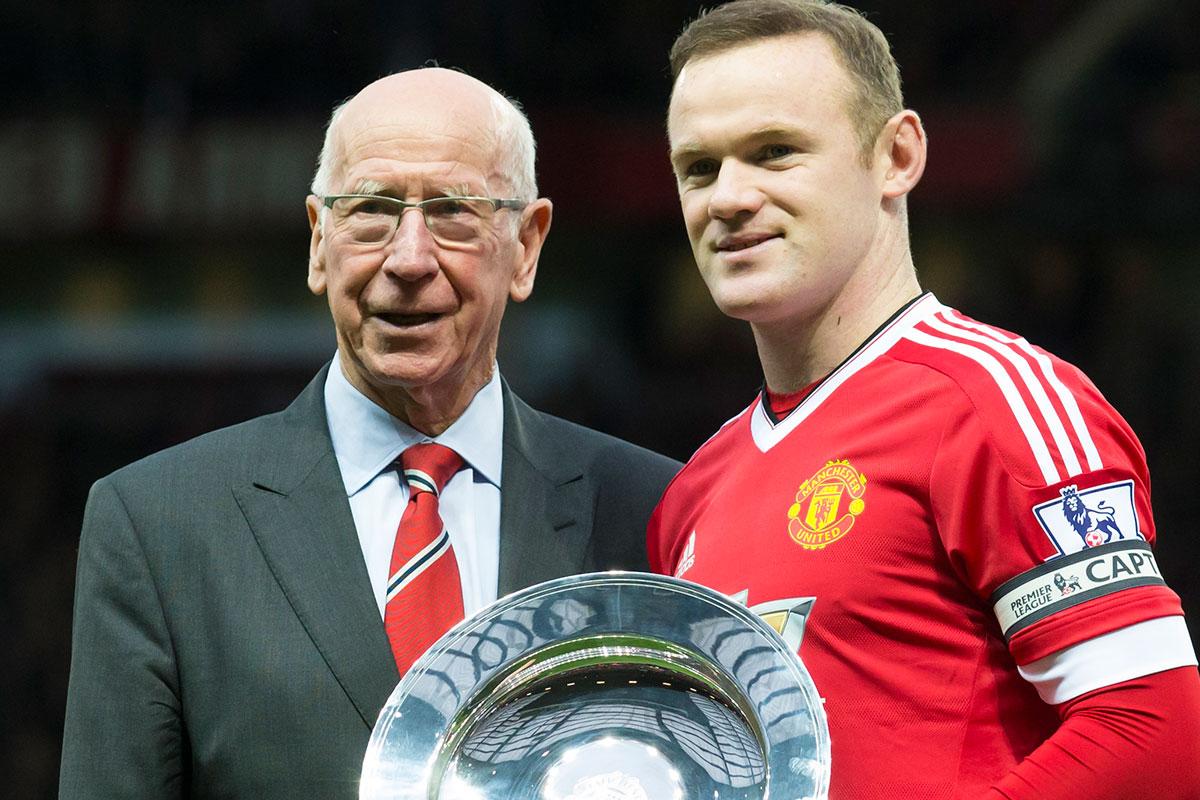 Sir Bobby Charlton och Wayne Rooney.