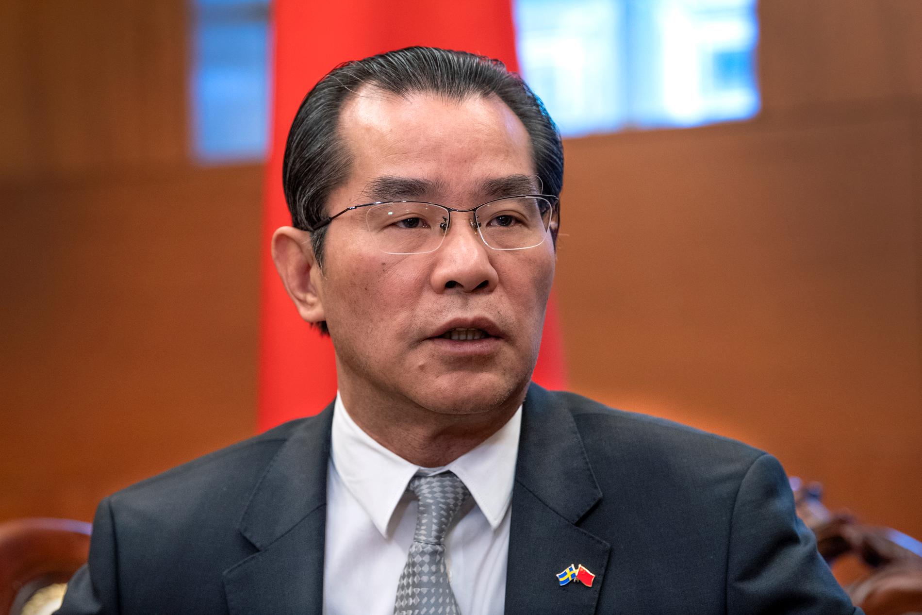 Kinas ambassadör i Sverige, Gui Congyou, kallar de påhopp som personer med asiatiskt utseende fått utstå för rasism.