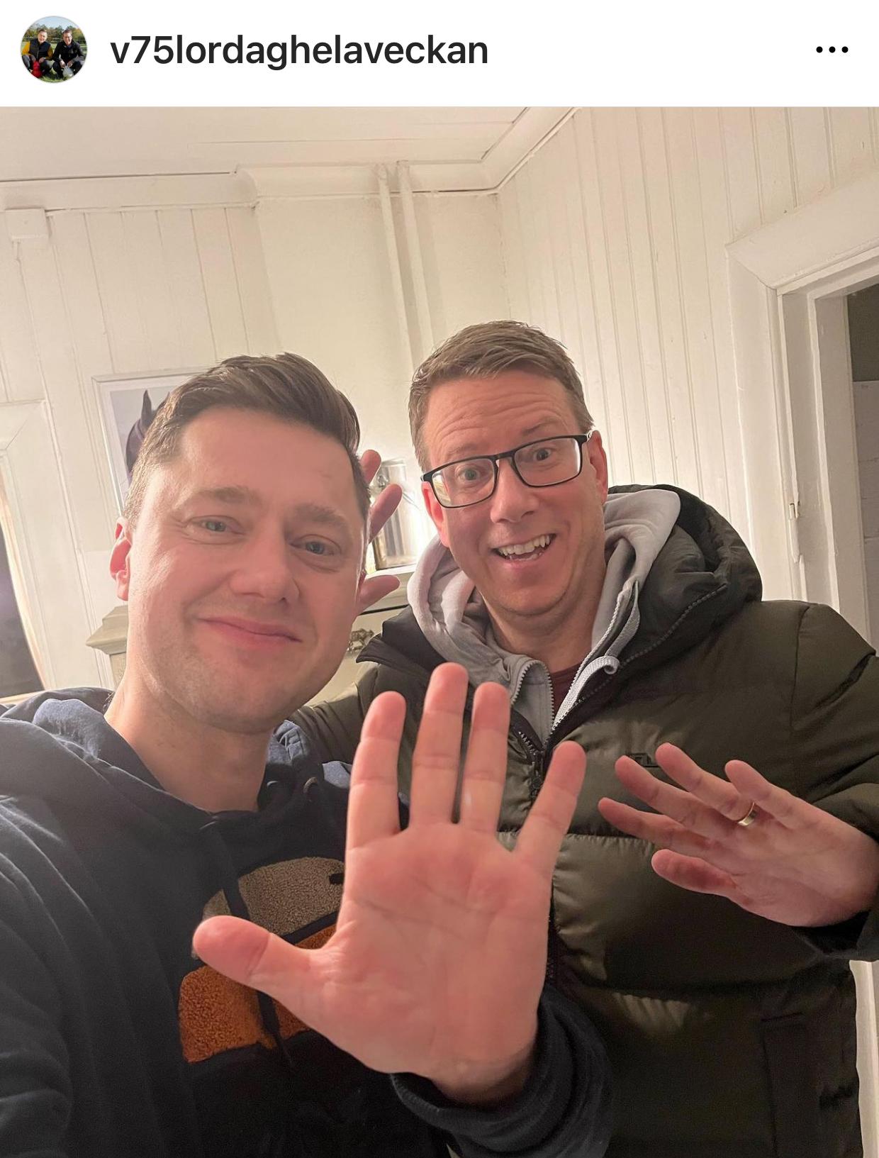 Per Skoglund och Peter Andersson tackar för sig efter 4,5 år och 228 avsnitt av podcasten ”V75 - lördag hela veckan”