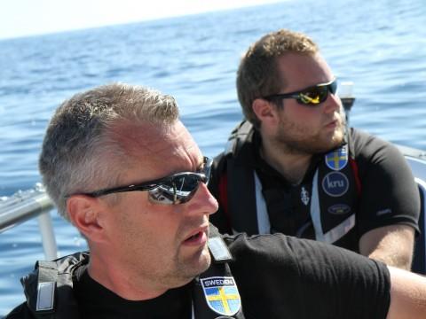 Svenskarna Fredrik Albelin och Viktor Mattsson försöker ro över Atlanten.