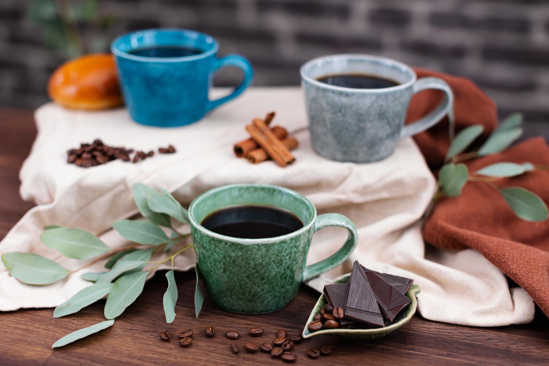 Kardemumma, kanel eller kakao. Så ger du kaffet din favoritsmak.