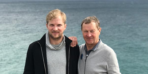 Janne med pappa Pekka, en legendar inom finsk travsport. 