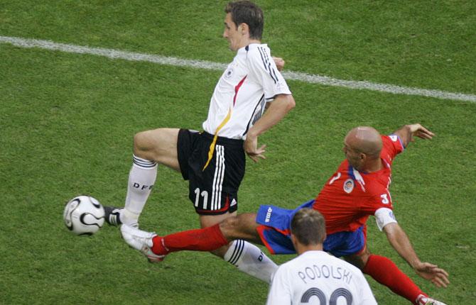 9 juni 2006, gruppspel TYSKLAND–COSTA RICA 4–2. 3–1 (61) Miroslav Klose