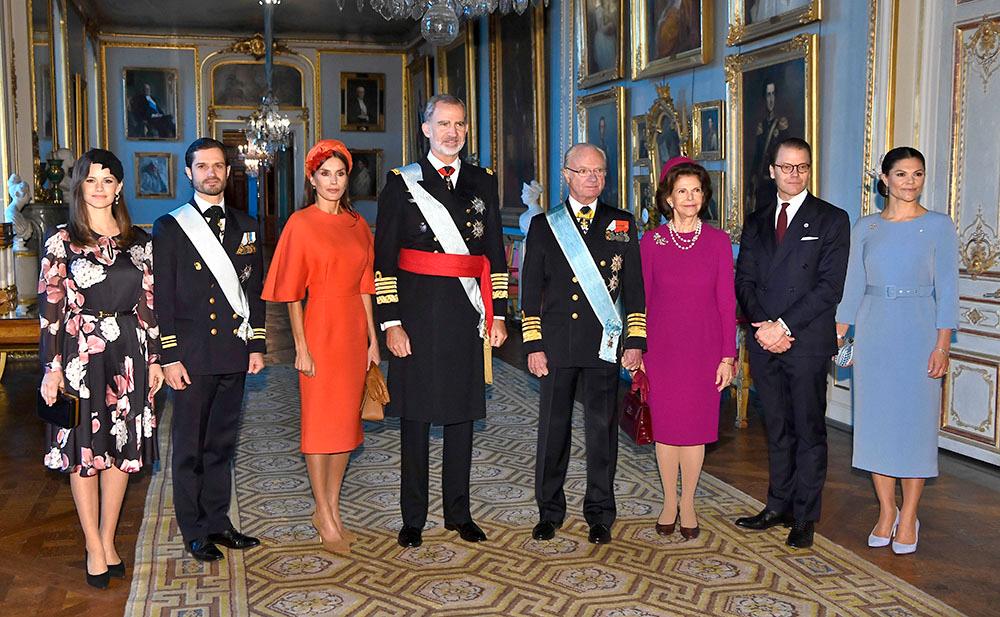 Prinsessan Sofia, prins Carl Philip, drottning Letizia, kung Felipe, svenska kungaparet, prins Daniel och kronprinsessan Victoria. 