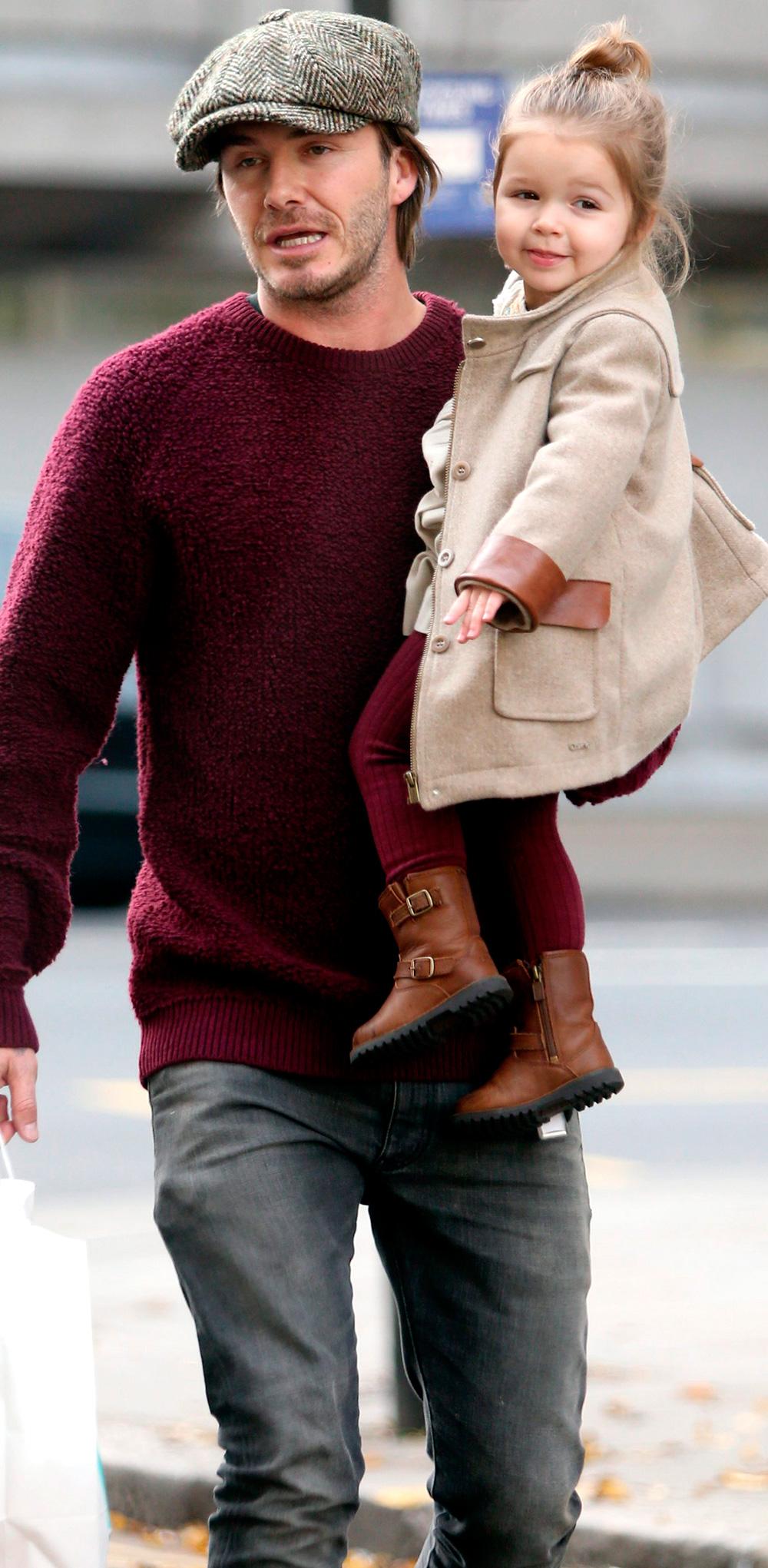 Harper Beckham med pappa David.