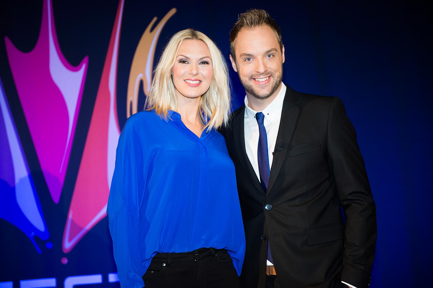 Sanna Nielsen och Robin Paulsson ska leda Melodifestivalen 2015.