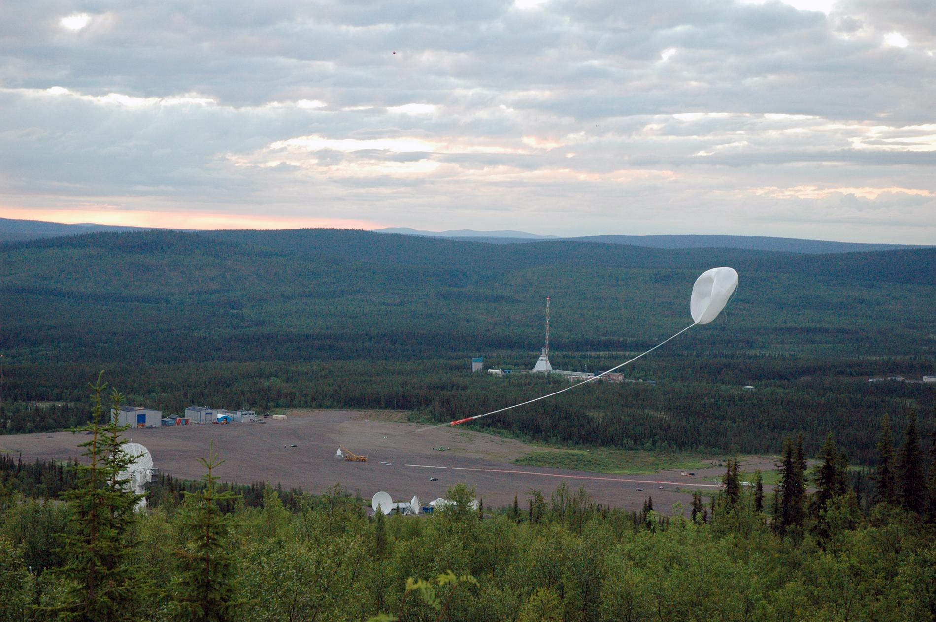 Flera tidigare experimentballonger har skickats upp från Esrange i forskningssyfte. Här är en ballong som skickades upp 2011. Arkivbild.