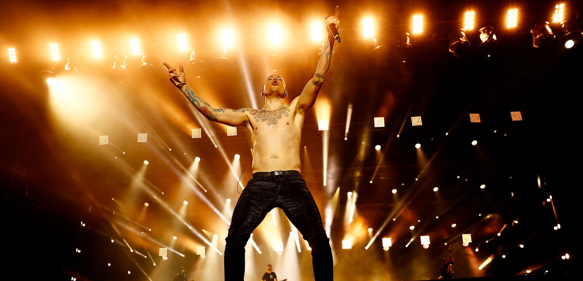 Linkin Park på Bråvallas scen.