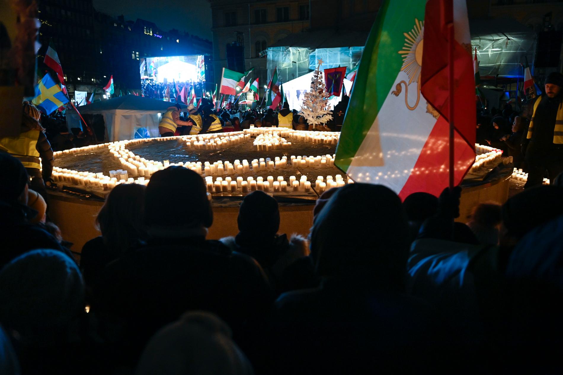 En manifestation till stöd för det iranska folkets kamp hölls under lördagen i Stockholm.