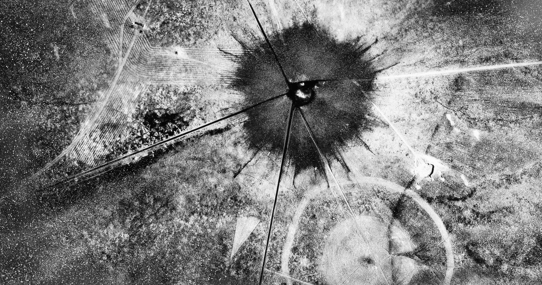 Flygfoto över Trinity Site efter detonationen den 16 juli 1945.
