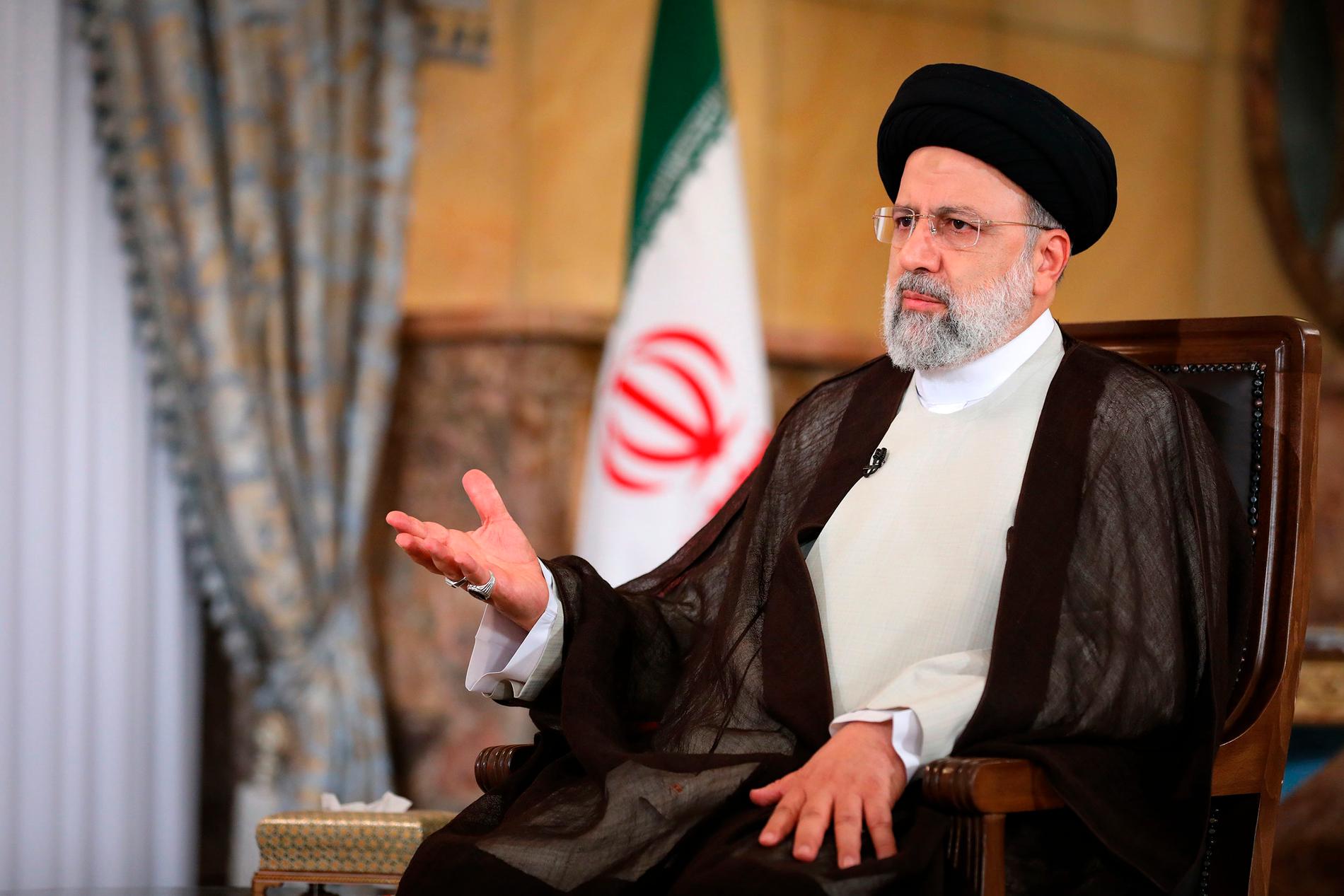 Irans president Ebrahim Raisi har efterlyst hårda ingripanden mot protesterna.