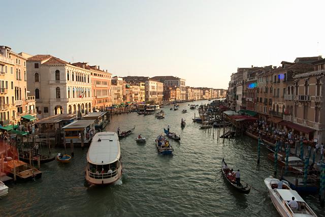 Trött på massturism. Nu införs ännu fler restriktioner i Venedig.