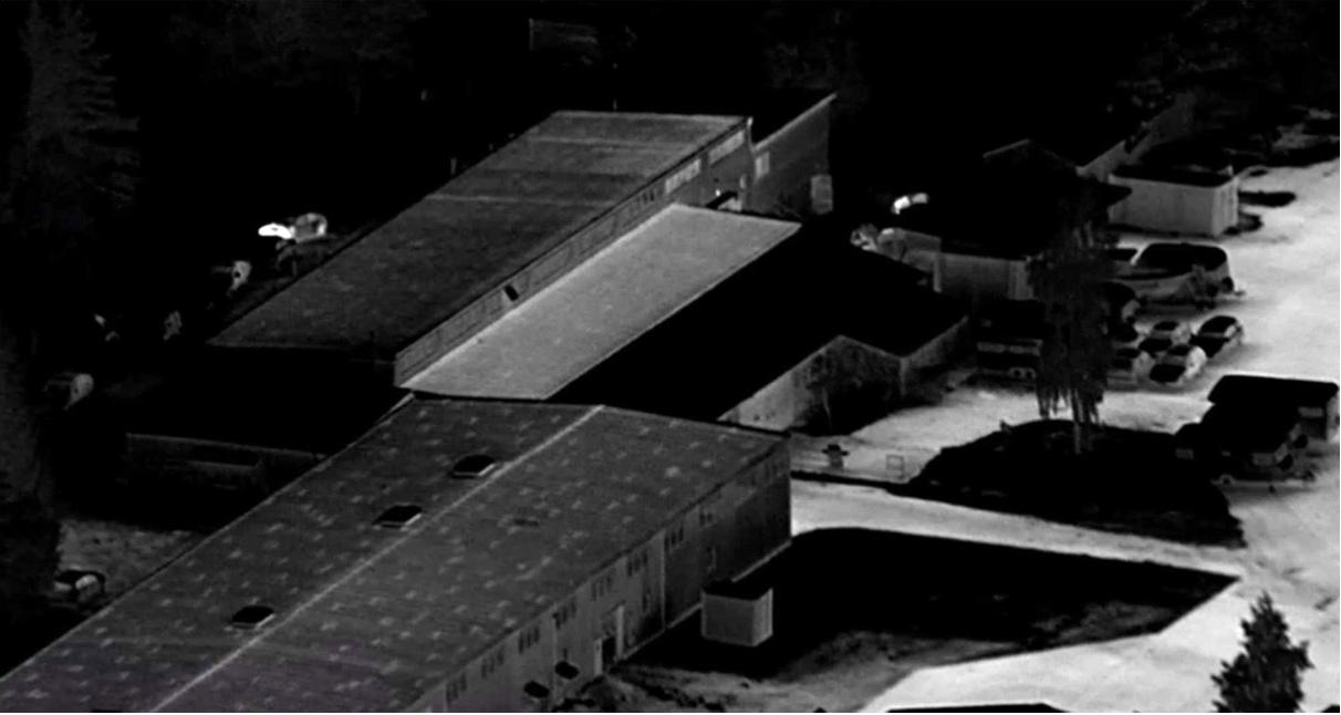 Polisens flygfilm avslöjade en stor knarkfabrik i Nyköpingtrakten. 