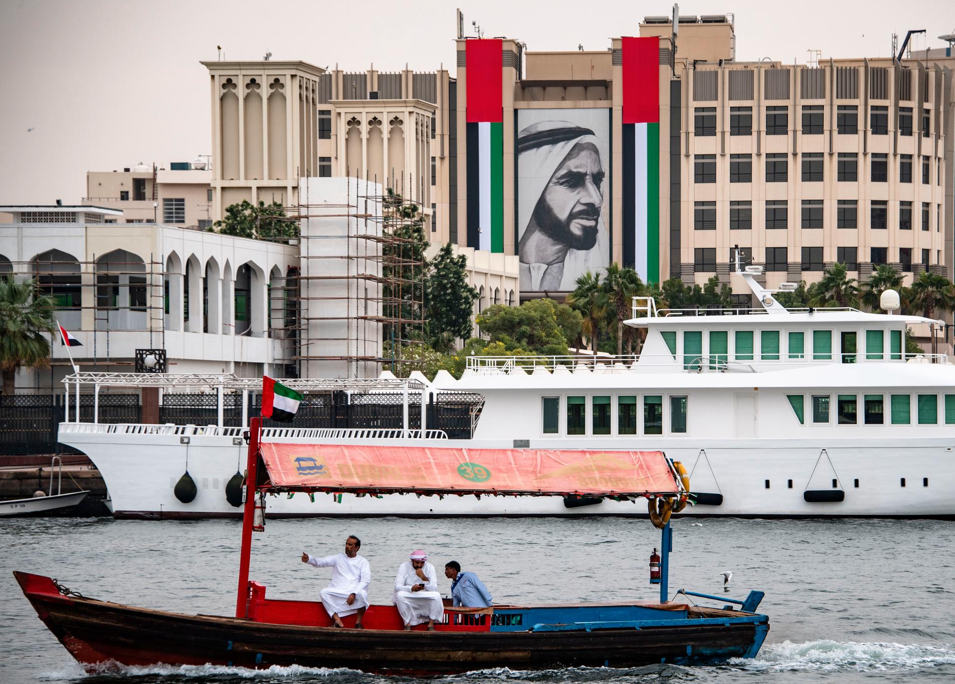 Sheikh Zayed bin Sultan Al Nahyan, landets förste president. 