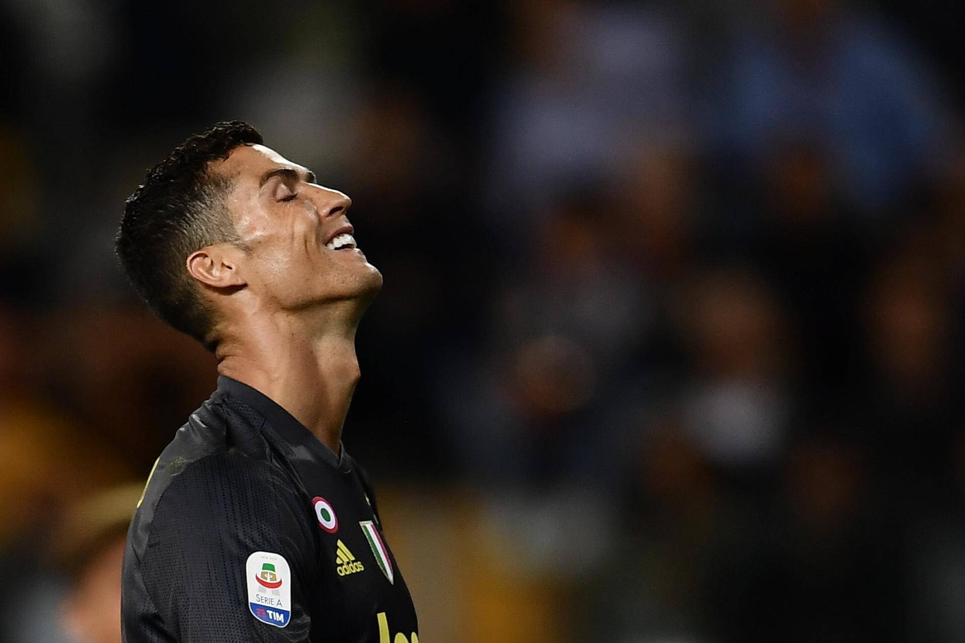 Fotbollsstjärnan Cristiano Ronaldo anklagas för en våldtäkt som ska ha ägt rum 2009.