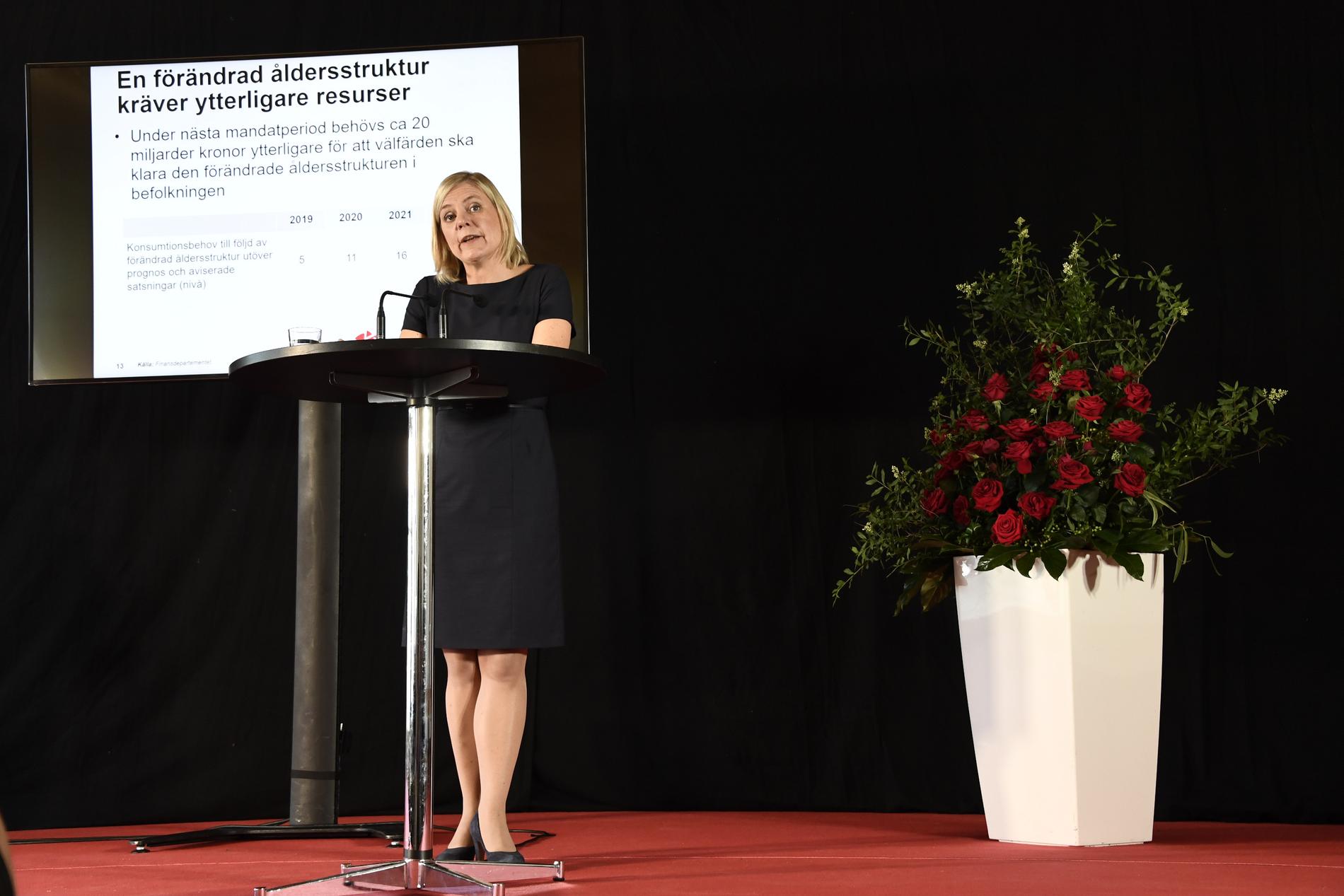 Finansminister Magdalena Andersson (S) på onsdagens pressmöte i Almedalen. 