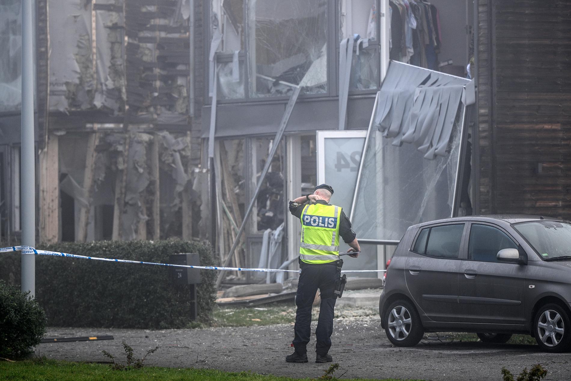 Förödelse efter den kraftiga explosion i ett villaområde i Storvreta utanför Uppsala som dödade en kvinna i 25-årsåldern i slutet av september i fjol. Arkivbild.