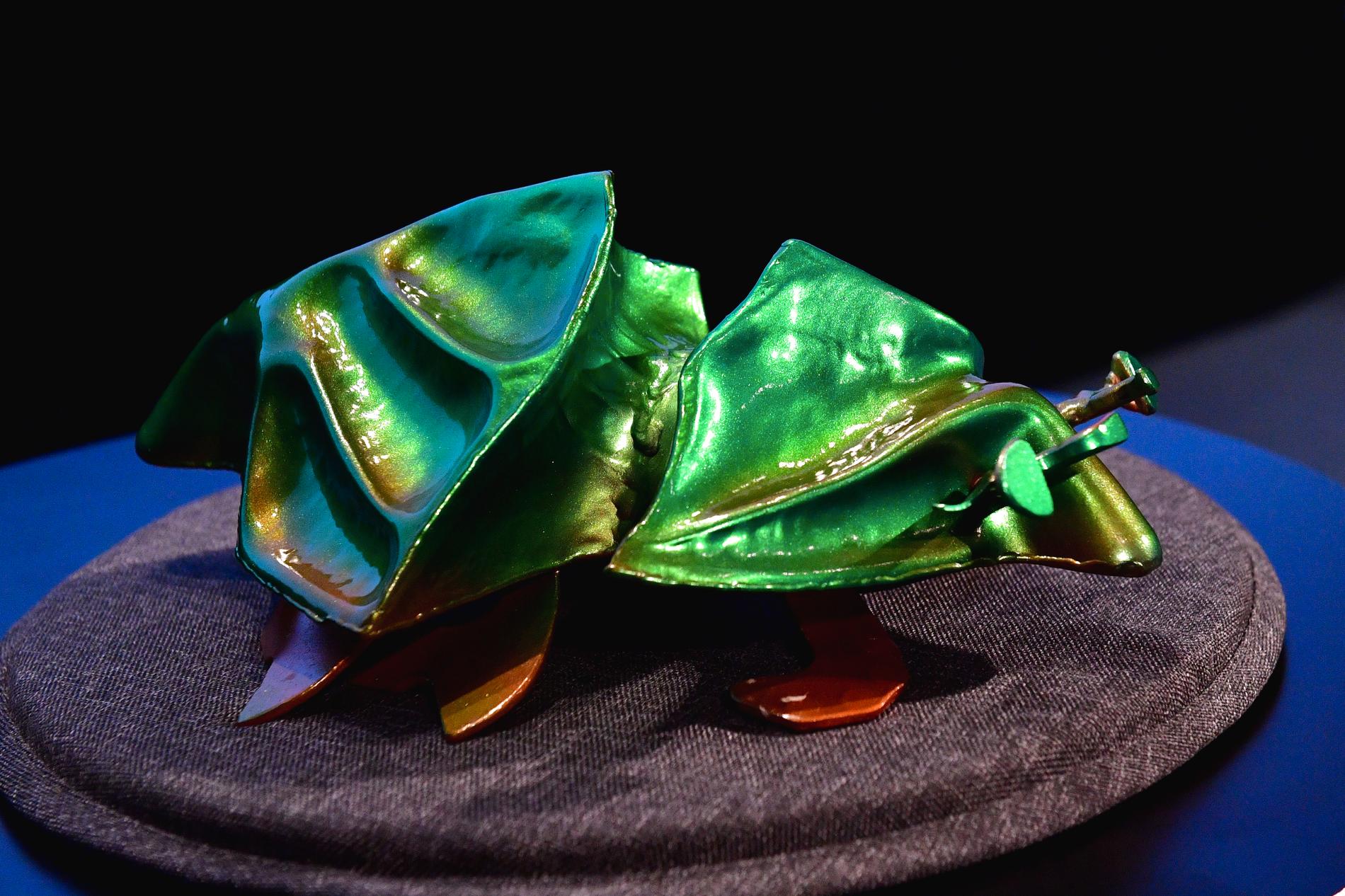 På årets gala ska 19 stycken Guldbaggar delas ut. Priset är skapat av konstnären Karl Axel Pehrson. Arkivbild.