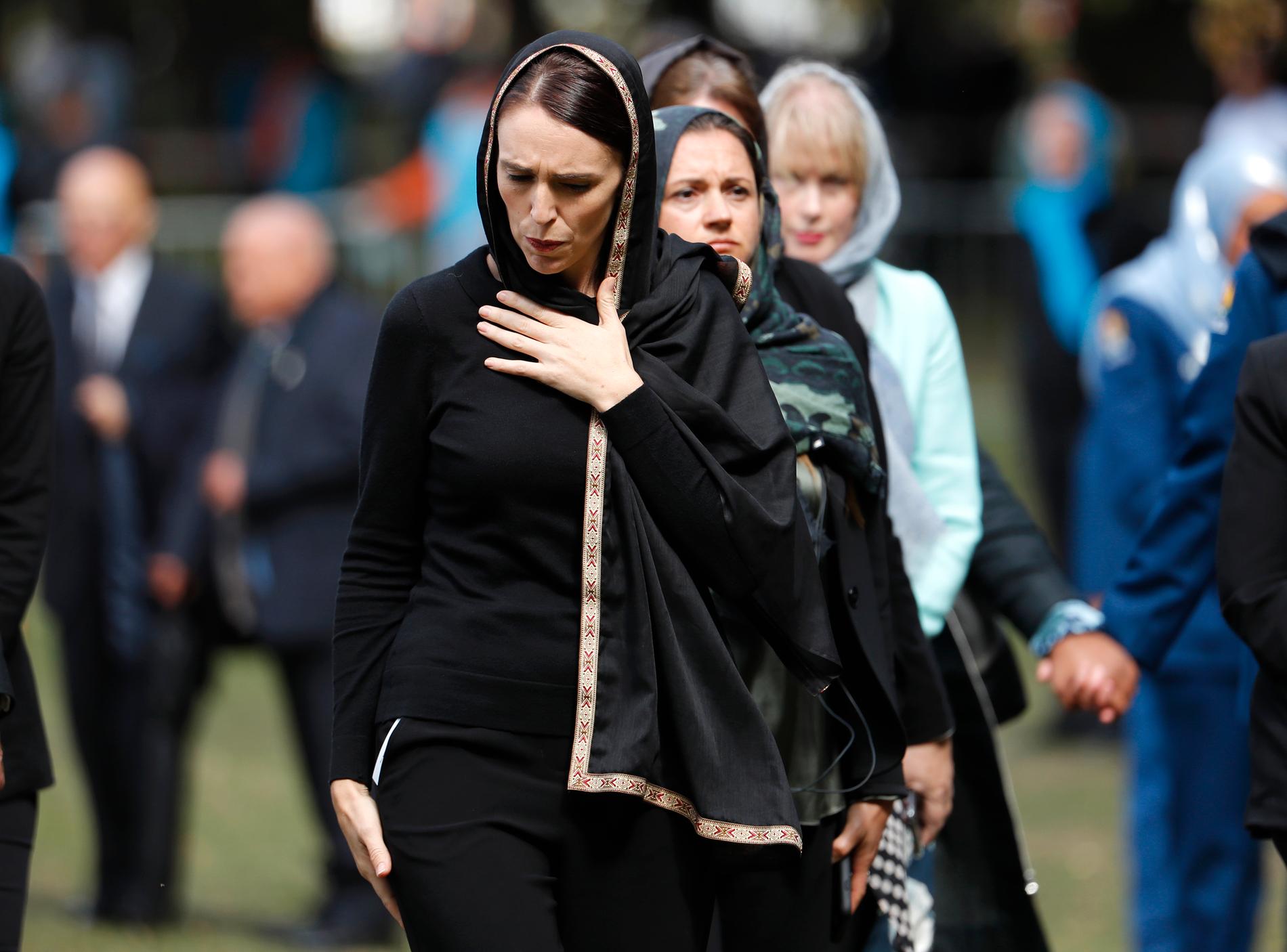 Nya Zeelands premiärminister Jacinda Ardern deltog i ceremonin i samband med fredagsbönen i Christchurch, Nya Zeeland.