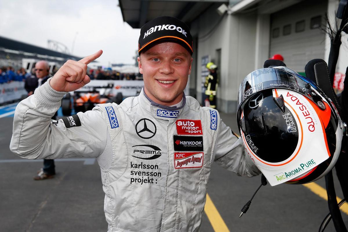 Ska slå mynt av talangen Felix Rosenqvist har vunnit allt. Nu hoppas svensken få chansen i motorsportens finrum: Formel 1.