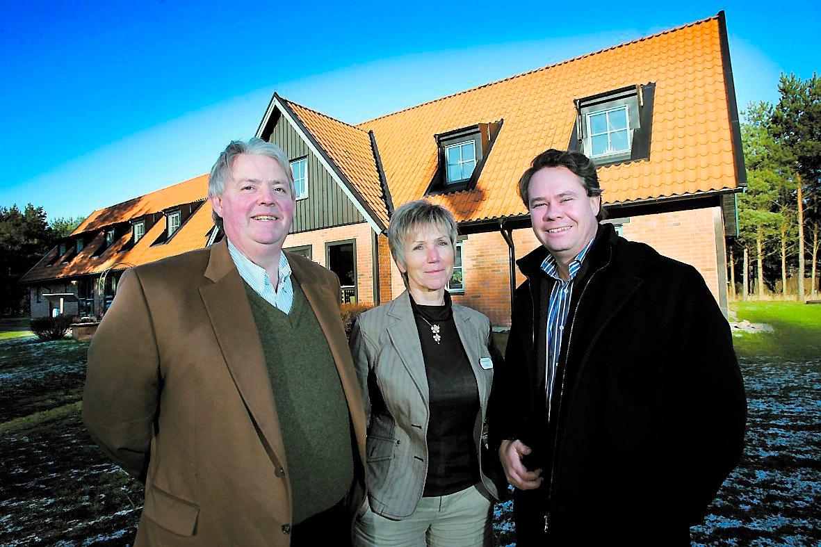 Jan Klingspor, Maria Kranjuc och Thomas Wiklund på Nämndemannagården i Skåne har hjälpt många till ett nyktert liv.