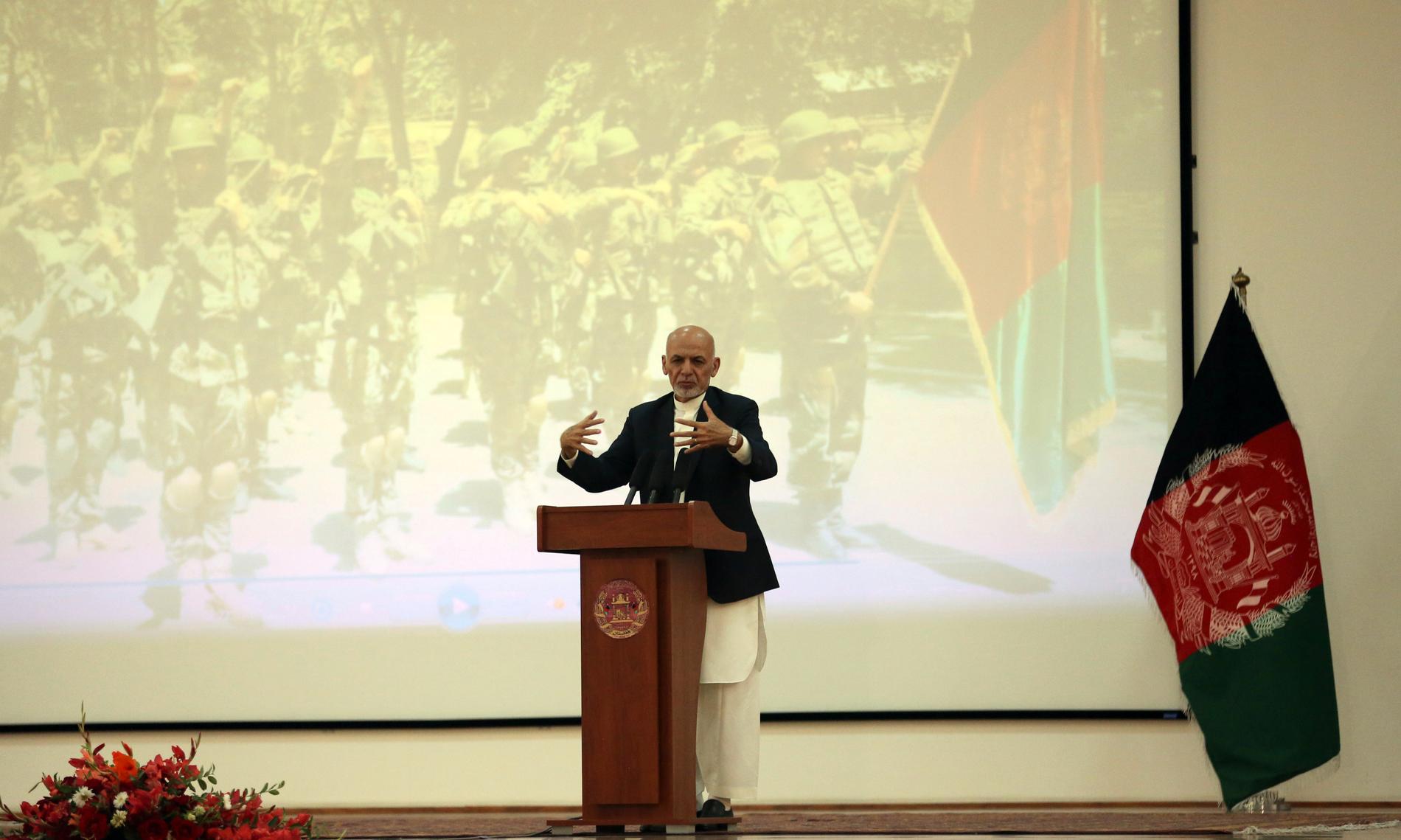 Afghanistans president Ashraf Ghani under ett tal förra veckan. Arkivbild.