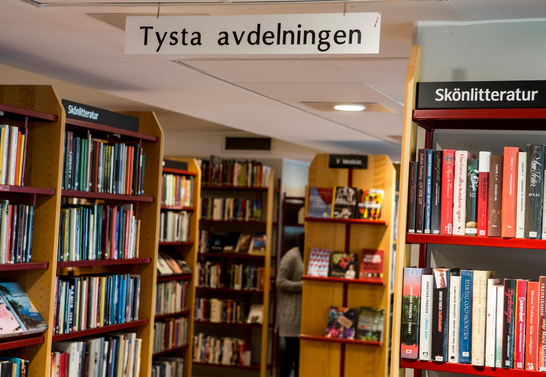 Biblioteken i Malmö kantas av författarbesök i oktober.