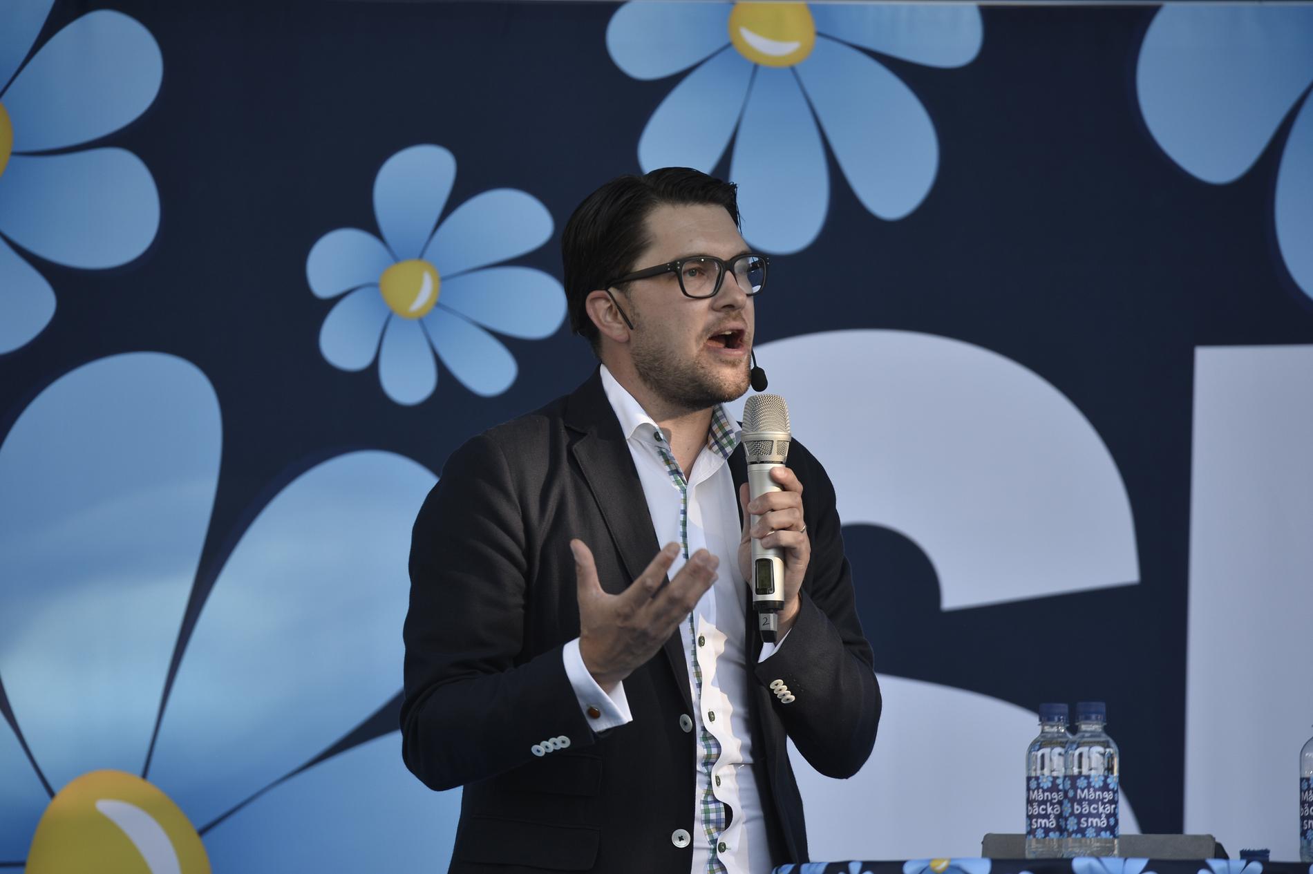 Jimmie Åkesson höll tal under Sverigedemokraternas dag i Almedalen på onsdagen