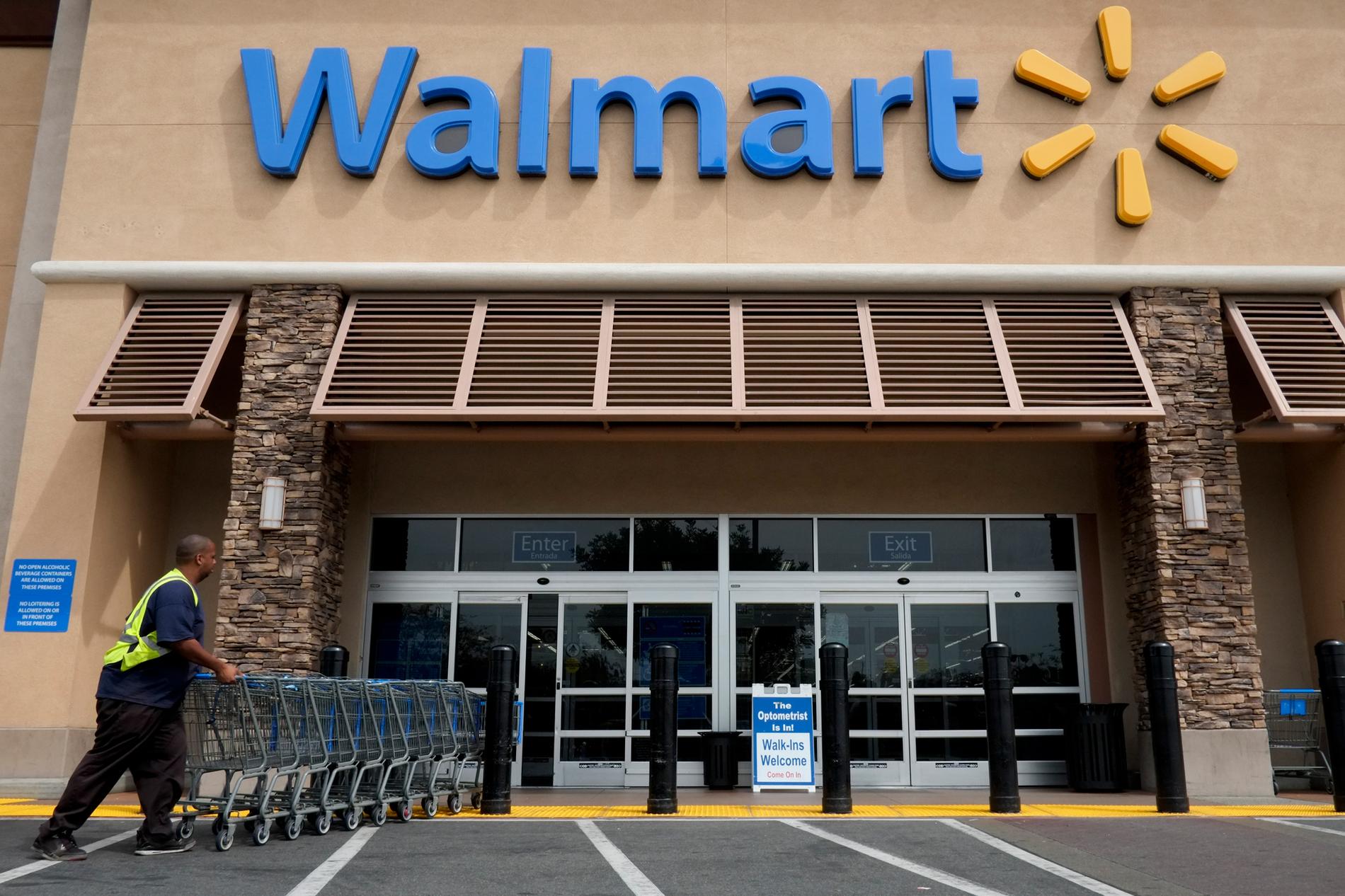 Den amerikanska kedjan Walmart gör 14 miljarder i vinst på sina anställda.  
