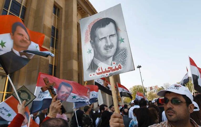 Demonstrationer för al-Assad i Paris på söndagen.