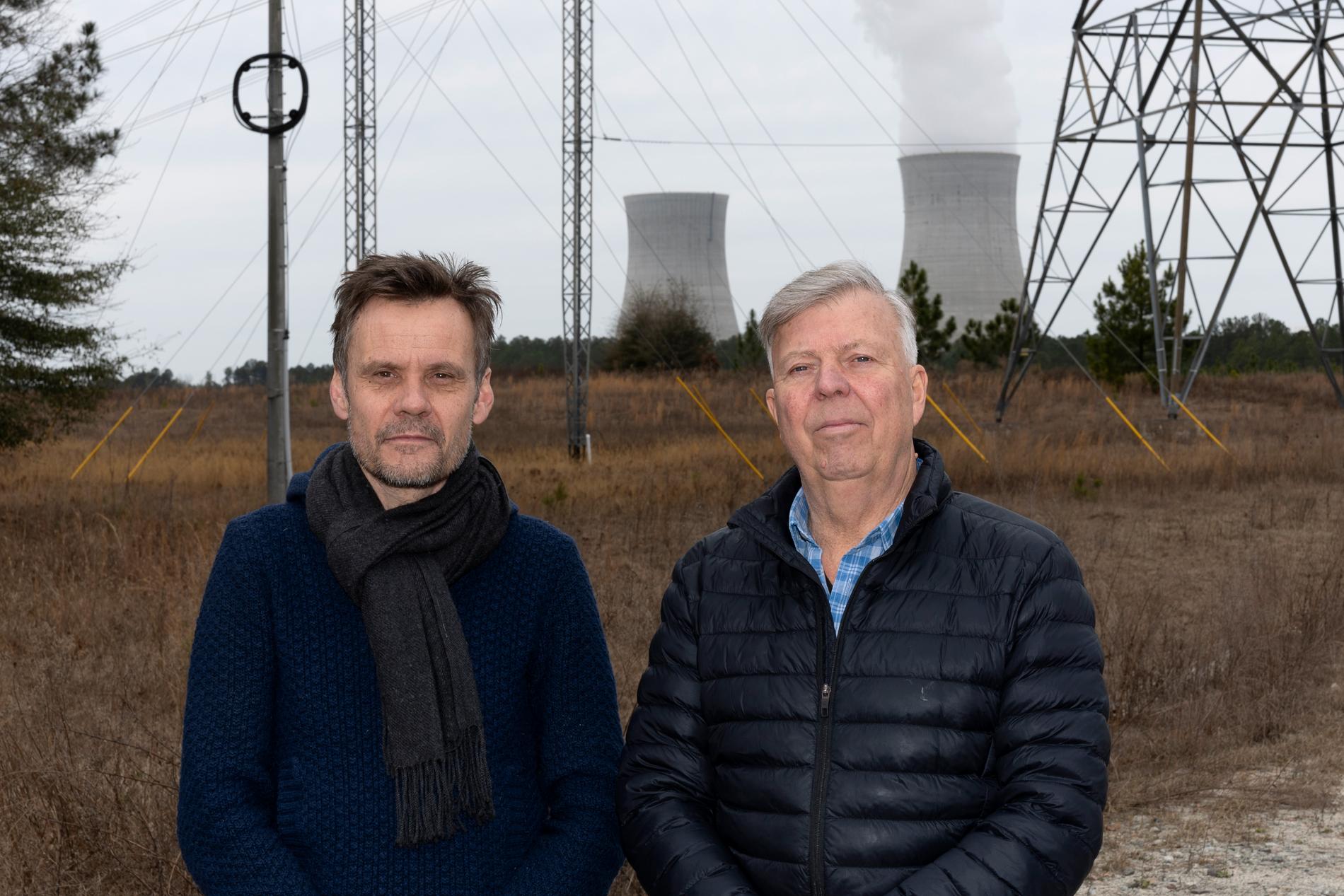 Aftonbladets fotograf Jerker Ivarsson och reporter Wolfgang Hansson på plats i Georgia. 