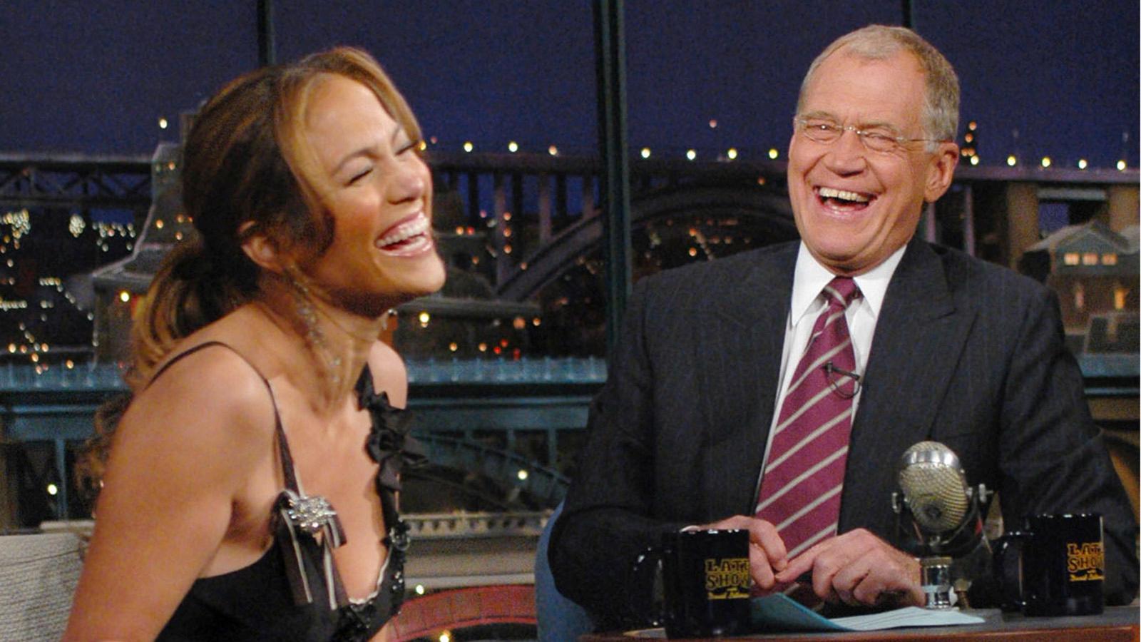 Klassiska ”Late show” med David Letterman, som här gästas av Jennifer Lopez.