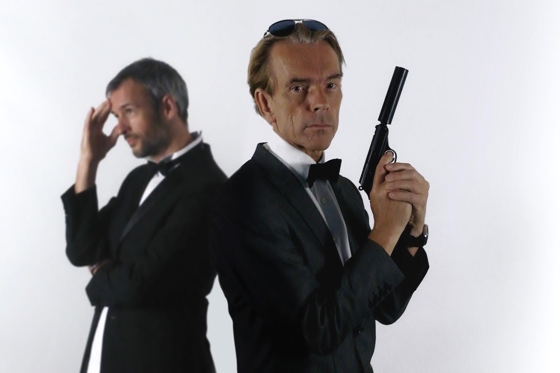 James Hart (före detta Bond) och Gunnar James Bond Schäfer.