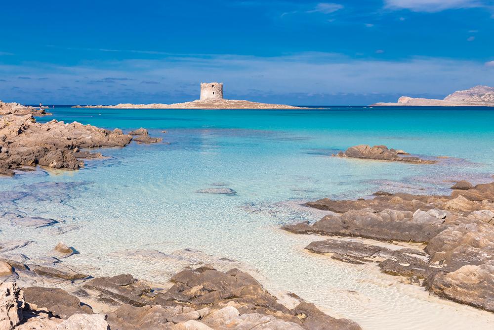 Stranden La Pelosa på Sardinien rankas som en av Italiens finaste.